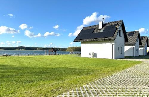 Lipnica House | Relaxing Retreat at Domki nad jeziorem u Izy with Hot Tub