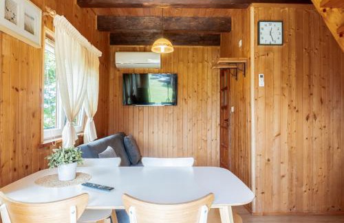 Ostrowo House | Experience Domki u Asi: Pet-Friendly Retreat with 9.5 Rating