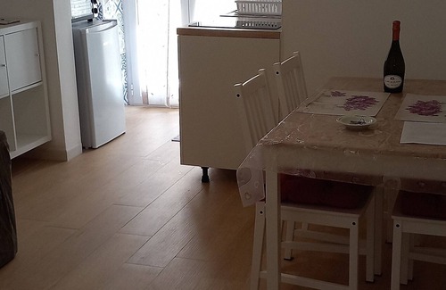 Appio Latino Apartment | Exceptional Stay at Domus Appio Latino Near Metro & Park