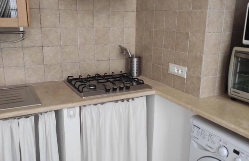 Brindisi Histotic Center Apartment | Domus ASTRA: Guest Rated 10/10 with Spa & Family Amenities