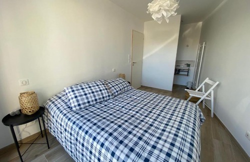 Jard-sur-Mer House | Guest Rated 10/10 at DOMUS AUREA Maison Dorée