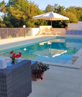 Spongano House | Pet-Friendly Retreat at Domus Barone - 4 Star Comfort
