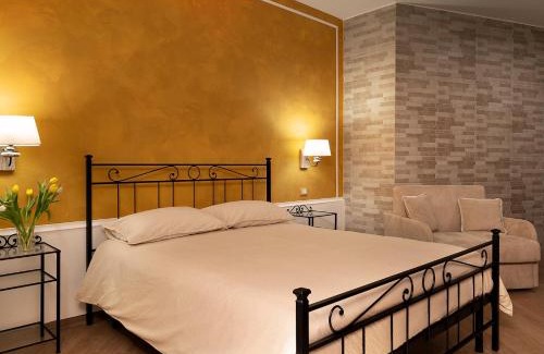 Nocera Inferiore Bed & Breakfast | Pet-Friendly Domus Cuomo B&B with Hot Tub & Breakfast