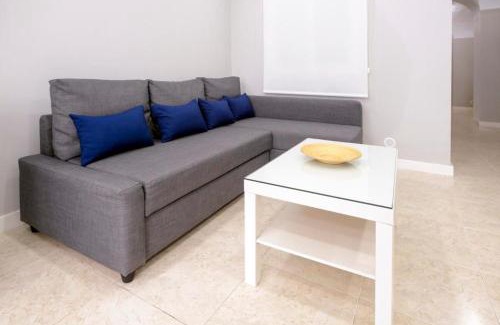 Merida Old Town Apartment | Elegant Domus Deorum: 200m from Teatro Romano, Child-Friendly