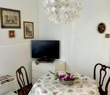 Sesto Calende Apartment | Domus Eleonora tra Laghi e Malpensa MXP