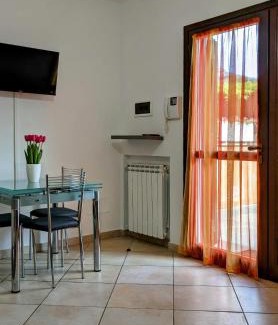 Ciampino Apartment | Unforgettable Stay at DOMUS Emy with Garden in Ciampino