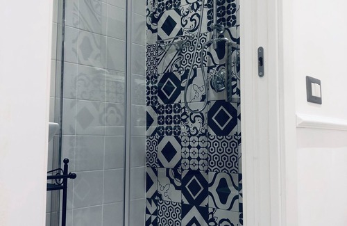Quartiere XI Portuense Apartment | Unforgettable Stay at Domus Giordano Trastevere - 10/10 Rating