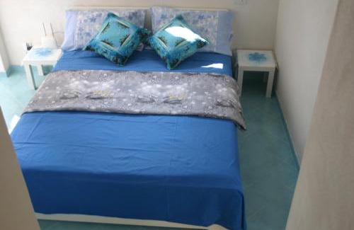 San Michele Apartment | Inviting Domus Julia: Oceanfront Retreat with Breakfast