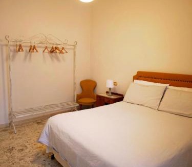 Quartieri Spagnoli Apartment | Domus Lux