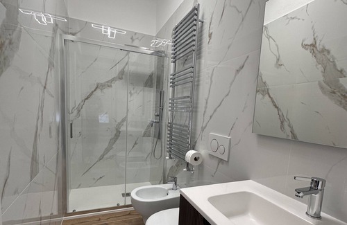 Loreto Apartment | Explore DOMUS MILAN - Skyline Near Piazzale Loreto