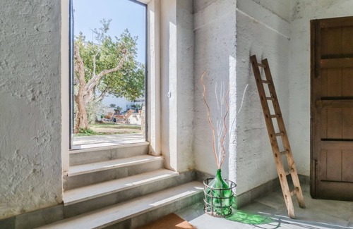 Squinzano Apartment | Cozy Domus Perrone: Garden Retreat 10 Min from the Sea
