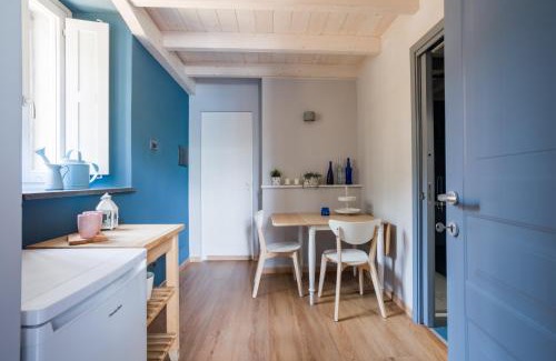 San Giorgio a Cremano Villa | Discover Domus Xenia: Family-Friendly Retreat with 9/10 Rating