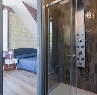 San Giorgio a Cremano Villa | Discover Domus Xenia: Family-Friendly Retreat with 9/10 Rating