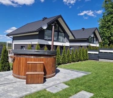 Zwierzyniec Villa | Pet-Friendly Escape at Domy na Roztoczu Aleja Lipowa B G
