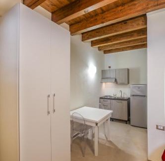 Gratteri Apartment | Comfortable Stay at Don Bartolomeo Bellomo Studio