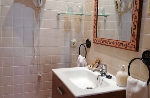 San Juan Hotel | Discover Don Carlos Cáceres: Family-Friendly & Spa Amenities