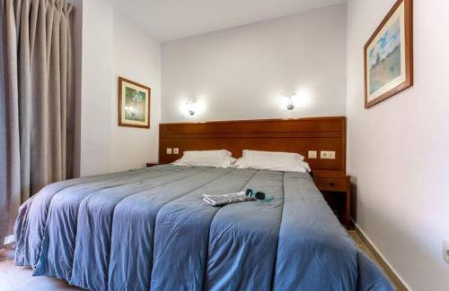 Puerto de la Duquesa Apartment | Oceanfront Escape at Don Juan - Apartment in Manilva