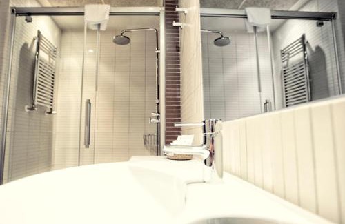 Llanes Hotel | Don Paco: Guest Rated 9/10 with Accessible Family Amenities
