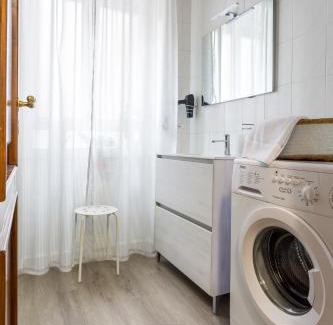 Vasto Apartment | Family-Friendly Stay at Don Palù's Home - Guest Rated 9.8