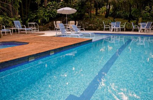 Vargem Grande House | Discover Don Pascual: Family-Friendly Retreat with Pool