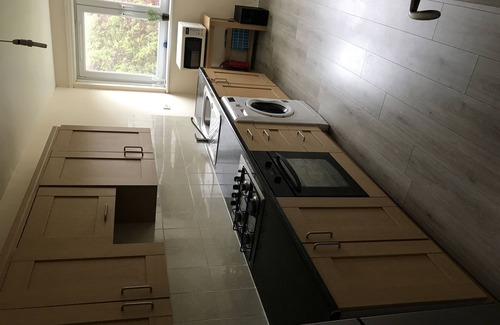 Central Aberdeen Apartment | Discover the Comfort of Don Street Apartment Getaway