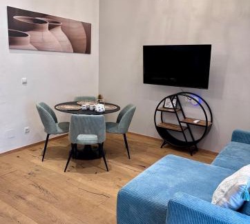 Weißgerber Apartment | Explore Donau Dreams: Modern Hideaway in Wien Landstraße