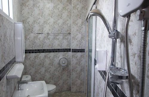 Pa Daet House | Donchai House: 9/10 Rated with Pool & Family-Friendly Amenities