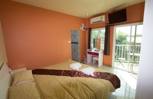 Pa Daet House | Donchai House: 9/10 Rated with Pool & Family-Friendly Amenities