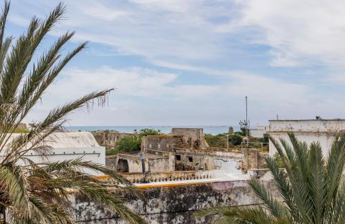 Zahara de los Atunes Apartment | Oceanfront Relaxation at DondePepe Home with Breakfast