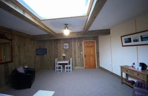 Donegal Apartment | Accessible Donegal Lodgings: Family-Friendly Retreat Awaits