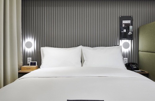 Dongducheon Hotel | Eco-Friendly Dongducheon Just Sleep Hotel with Hot Tub
