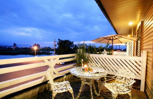 Wujie House | Family-Friendly Dongshan River Resort Farm with Kitchen Amenities