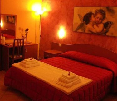 Castelbuono Bed & Breakfast | Cozy Donjon Suite in Historic Center with Breakfast Included