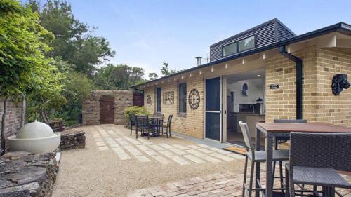 Wentworth Falls House | Donlen Cottage Wentworth Falls 180 Degree Views