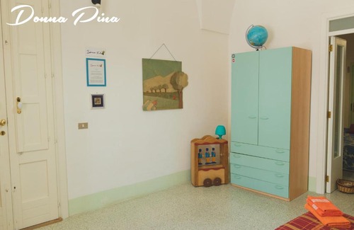 Squinzano Bed & Breakfast | Pet-Friendly Getaway at Donn'Anna B&B with Breakfast Included