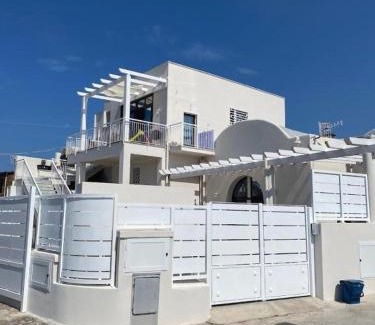 Monte di Procida House | Top-Rated Family Haven: Donna Cuncetta Soppalco Monte