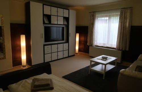 Bad Ischl Apartment | Donna Lea