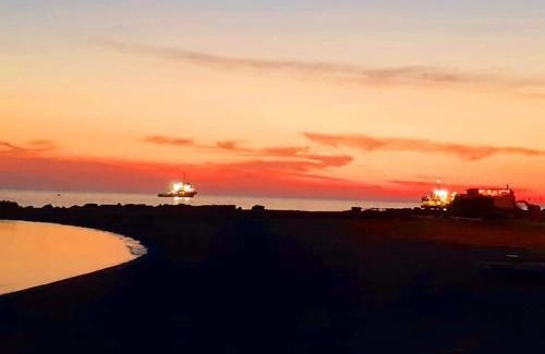 Bonifati Apartment | Donna Lea: Pet-Friendly Oceanfront Retreat with Stellar Reviews