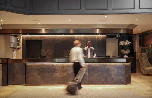 Newbury Resort | Discover Donnington Valley Hotel with Spa & Golf Amenities