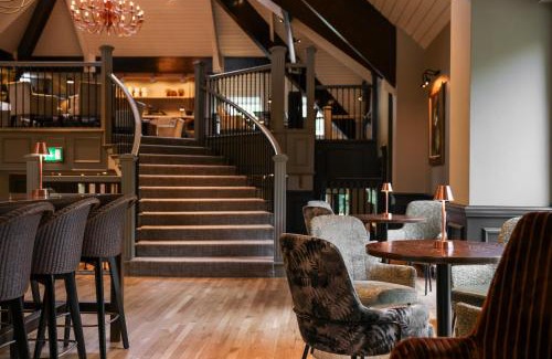 Newbury Resort | Discover Donnington Valley Hotel with Spa & Golf Amenities