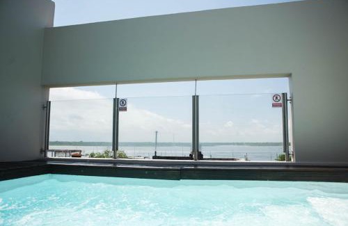 Corrientes Apartment | Explore DonSuites: Family-Friendly with a Pool & Breakfast