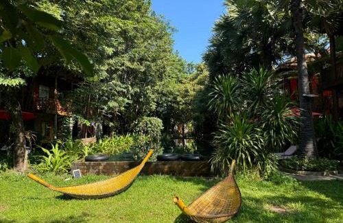 Sangkat Sla Kram Hotel | Discover Dontrei Villa Angkor: Oceanfront Bliss Awaits