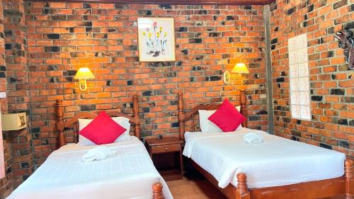 Ao Nang Hotel | Beachfront Bliss at Doo Dee Boutique Resort by Swiss Chalet