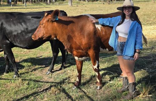 Werris Creek House | Cozy Doobron Farmstay: Family and Pet Friendly Retreat