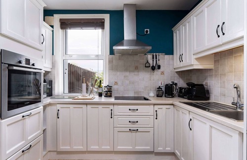 Sligo House | Experience Doorly Park: Modern Townhome Near Riverwalk