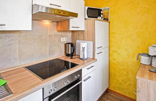 Blankensee House | Exceptional 2 Bedroom Retreat with Oceanfront Views