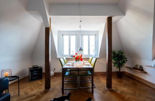 Schleußig Apartment | Modern Villa Leipzig Schleußig: Pet-Friendly Getaway