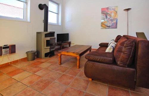 Muritz House | Cozy Semi-Detached House at Flacher See, Klocksin