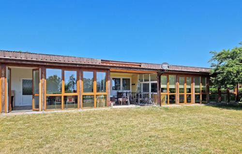 Blankensee House | Pet-Friendly Doppelhaushlfte Blankensee for Family Getaways