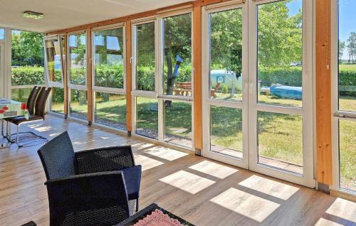 Blankensee House | Pet-Friendly Doppelhaushlfte Blankensee for Family Getaways